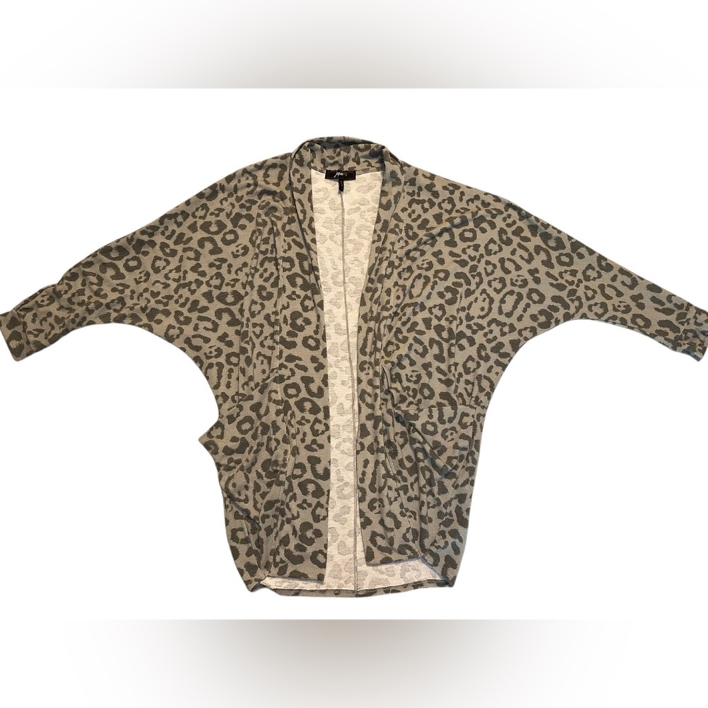 Women’s jupee leopard print cardigan